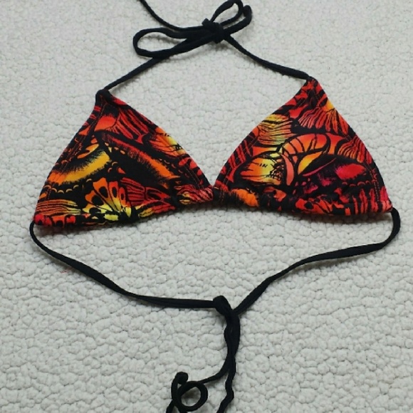 Forever 21 Other - FOREVER 21 Bikini top size S